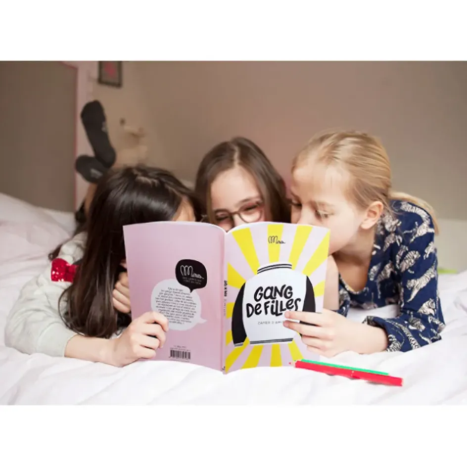 Fabrique de Styles Jouets>Livre a remplir gang de filles Multicolore